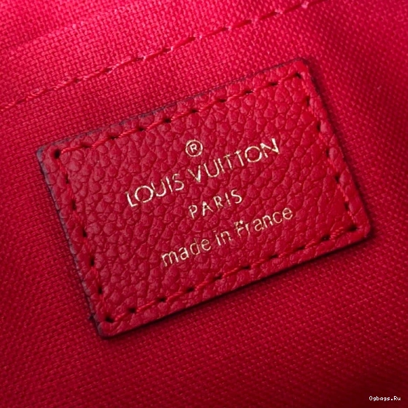 CHANELUTCH Vuitton Louis PALLAS 0114